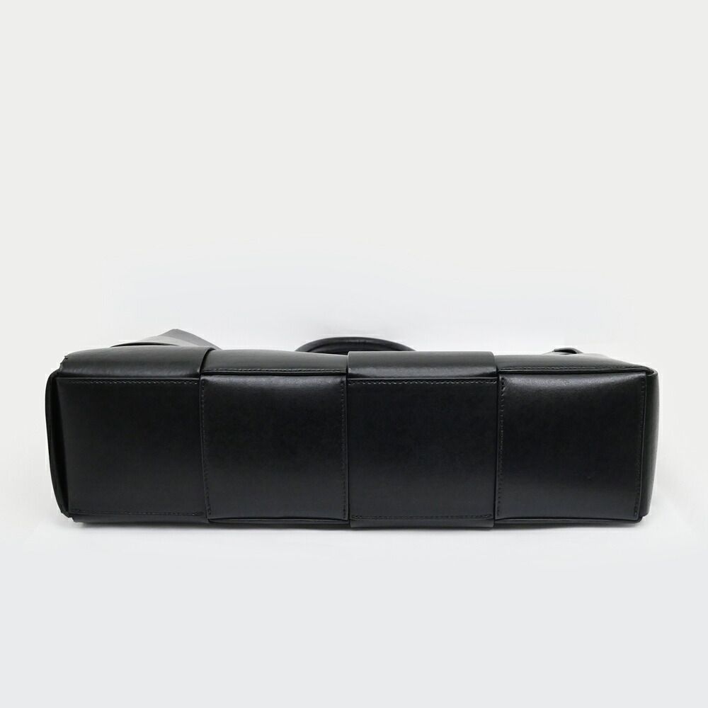 Bottega Veneta Arco Tote Bag Black Intrecciato Calf Leather